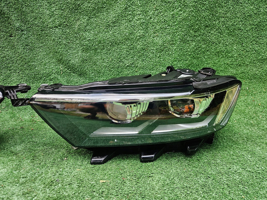 Frontscheinwerfer VW T-Roc 2GA941035P 2GA941036 LED Ein Satz Headlight SCH9172204830ni