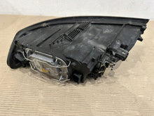 Load image into Gallery viewer, Frontscheinwerfer Volvo S40 V50 31299588 Xenon Rechts Scheinwerfer Headlight SCH1957599546vm
