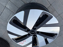Load image into Gallery viewer, 1x Alufelge 19 Zoll 1T3601025J VW I Rim Wheel FEL8902290862zs
