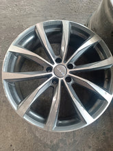 Laden Sie das Bild in den Galerie-Viewer, 1x Alufelge 20 Zoll 8.0&quot; 5x112 41ET F8020WFGB41VW2X Rim Wheel