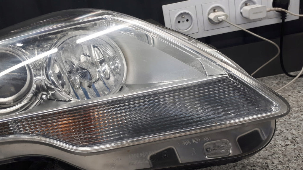 Frontscheinwerfer Mercedes-Benz W251 A2518203661 LED Rechts Headlight