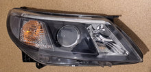 Laden Sie das Bild in den Galerie-Viewer, Frontscheinwerfer Saab 9-3 1EL009606-06 Xenon Rechts Scheinwerfer Headlight