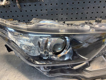 Laden Sie das Bild in den Galerie-Viewer, Frontscheinwerfer Toyota Auris 81110-02K30 LED Rechts Scheinwerfer Headlight SCH8802505838in