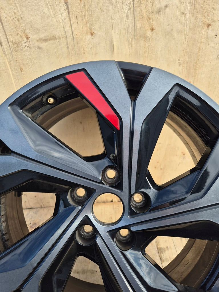 1x Alufelge 18 Zoll 7.0" 5x114.3 35ET 403009719R Renault E-Tech Arkana I FEL1578694774sg