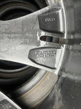 Laden Sie das Bild in den Galerie-Viewer, 1x Alufelge 20 Zoll 9.0" 5x112 42ET Glanz Silber 89A601025L Audi Rim Wheel FEL6076844644dl