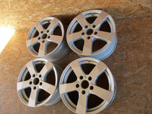 Load image into Gallery viewer, 4x Alufelge 16 Zoll 7.0" 5x120 43ET KBA49294 BMW 3 E90 Rim Wheel FEL8924049425vp