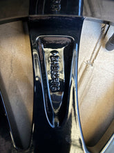 Load image into Gallery viewer, 1x Alufelge 19 Zoll 9.0" 5x120 44ET Glanz Silber 6791384 BMW Rim Wheel FEL8932803559cy