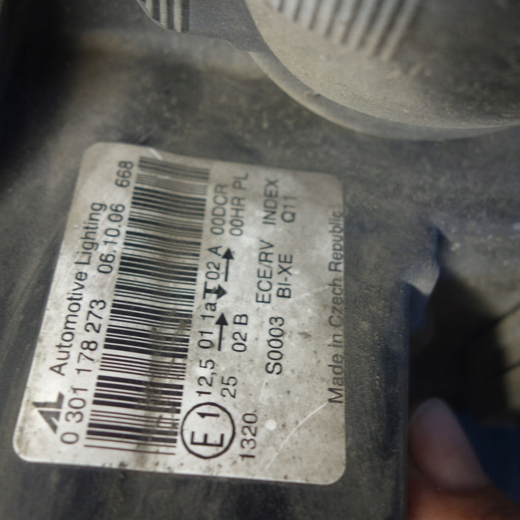 Frontscheinwerfer Mercedes-Benz W220 0301178273 Links Scheinwerfer Headlight SCH8635341392ws
