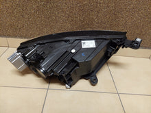 Laden Sie das Bild in den Galerie-Viewer, Frontscheinwerfer Seat Ateca 1EX014 891-42 LED Ein Satz Scheinwerfer Headlight SCH8919845734zm