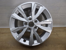 Laden Sie das Bild in den Galerie-Viewer, 1x Alufelge 16 Zoll 6.5&quot; 5x112 43ET 8Y071496 Audi A3 Rim Wheel