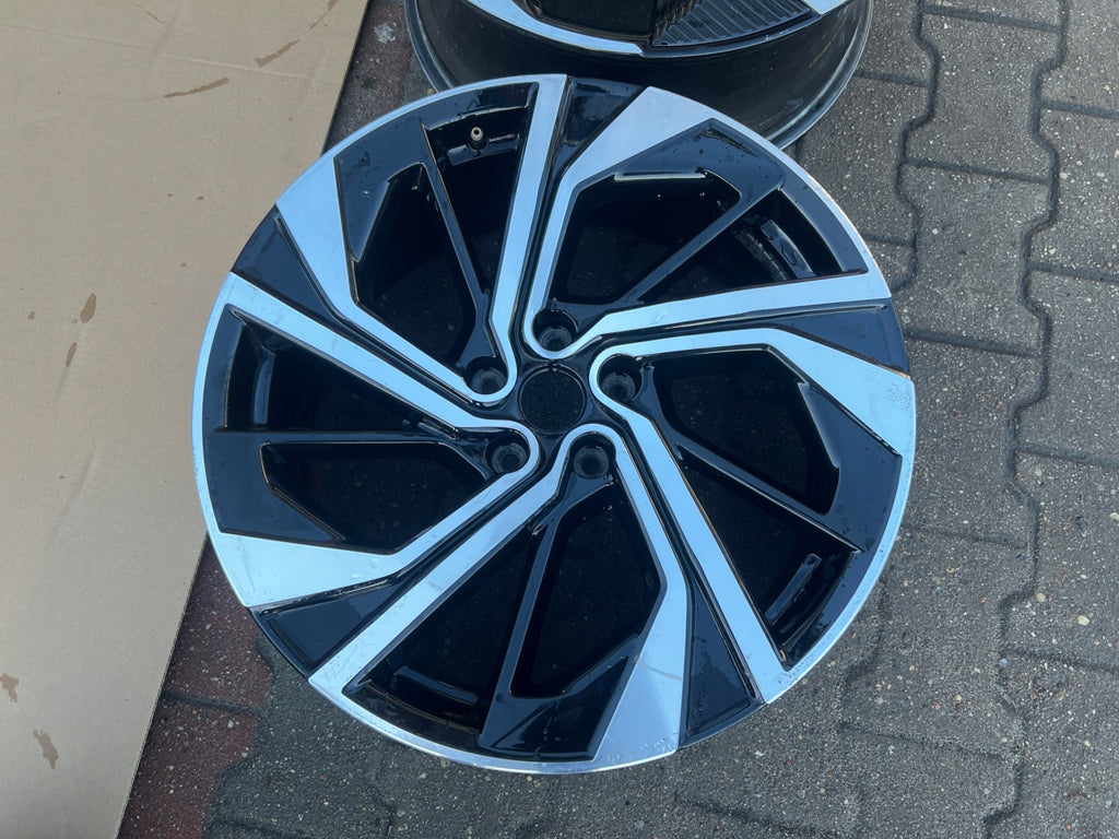 1x Alufelge 20 Zoll 8.0" 5x114.3 6UA6A-422 Nissan Qashqai I Rim Wheel FEL4098944772af