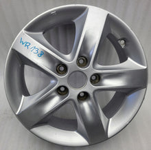 Load image into Gallery viewer, 1x Alufelge 16 Zoll 6.0" 5x114.3 51ET Glanz Silber 529101H250 Hyundai I30 Ceed FEL9417770256gv
