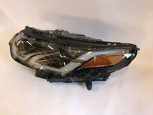 Laden Sie das Bild in den Galerie-Viewer, Frontscheinwerfer Land Rover Sport Discovery L550 MK72-13W030-F LED Links SCH6583125896ys