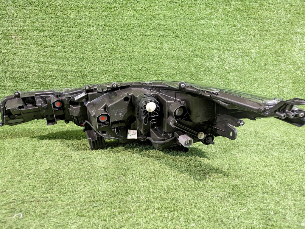 Frontscheinwerfer Toyota Corolla 81110-02S60 Rechts Scheinwerfer Headlight SCH2087385038ea