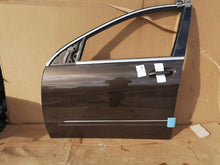 Laden Sie das Bild in den Galerie-Viewer, Tür Mercedes-Benz W251 Vorne Links Braun Door Porta Porte