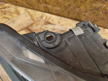 Laden Sie das Bild in den Galerie-Viewer, Frontscheinwerfer 6F1941006B Rechts Scheinwerfer Headlight
