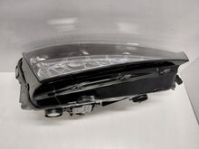 Laden Sie das Bild in den Galerie-Viewer, Frontscheinwerfer Skoda Scala 657941016 LED Rechts Scheinwerfer Headlight SCH5117840237re