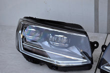 Laden Sie das Bild in den Galerie-Viewer, Frontscheinwerfer VW T6 LED Ein Stück (Rechts oder Links) Scheinwerfer Headlight