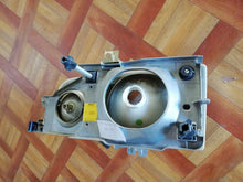Laden Sie das Bild in den Galerie-Viewer, Frontscheinwerfer Ford Scorpio I 0302451002 86GG13005 Rechts Headlight SCH1578879892rr