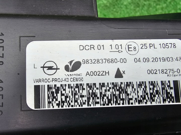 Frontscheinwerfer Opel Vivaro 00218274-01 00218275-01 Bi-Xenon Ein Satz SCH8035583596eo