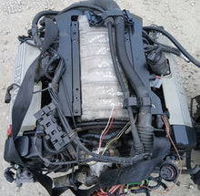 Laden Sie das Bild in den Galerie-Viewer, Motor BMW X5 E53 N62B44A 4.4 242TKm 2004 Benzin Engine Komplett MOT6733088258wf