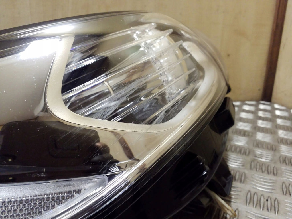 Frontscheinwerfer Ford Mondeo DS7313W029BE 89908745 Rechts Headlight SCH9297024486hr