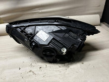 Load image into Gallery viewer, Frontscheinwerfer Mercedes-Benz W246 A2479067600 Rechts Scheinwerfer Headlight SCH9081710001cv