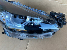 Laden Sie das Bild in den Galerie-Viewer, Frontscheinwerfer Mazda II Dj D43N-51030 LED Rechts Scheinwerfer Headlight