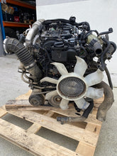 Load image into Gallery viewer, Motor Mercedes-Benz Np300 Navara YS23DDTT 2.3 DCI 60TKm 2021 Diesel Komplett MOT4887112717le
