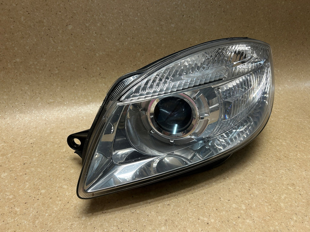 Frontscheinwerfer Skoda Fabia II 6J941017A Links Scheinwerfer Headlight SCH6881822921hc