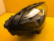 Laden Sie das Bild in den Galerie-Viewer, Frontscheinwerfer Mercedes-Benz W247 A2479064204 LED Rechts Headlight SCH8154502979pu