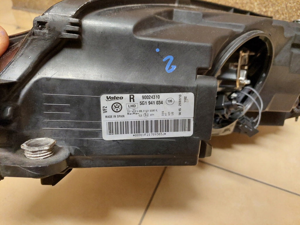 Frontscheinwerfer VW Golf 5G1941033 5G1941034 Xenon Ein Satz Headlight SCH9665246920yb