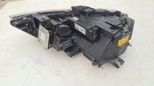 Laden Sie das Bild in den Galerie-Viewer, Frontscheinwerfer Audi Q3 Rechts Scheinwerfer Headlight SCH1103647628rc
