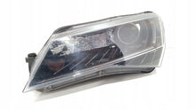 Laden Sie das Bild in den Galerie-Viewer, Frontscheinwerfer Skoda Superb III 3V1941015B 1ZS01193925 Rechts oder Links