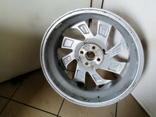 Load image into Gallery viewer, 1x Alufelge 17 Zoll 5.0" 4x100 40ET CMS1210-6 Toyota I Rim Wheel FEL4590250528wz