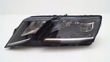 Laden Sie das Bild in den Galerie-Viewer, Frontscheinwerfer Skoda Octavia III 5E1941015 LED Ein Stück (Rechts oder Links) SCH6939463725tf