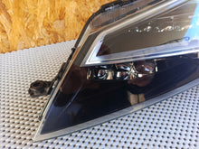 Load image into Gallery viewer, Frontscheinwerfer Seat Leon 5F1941007B Full LED Ein Stück (Rechts oder Links)