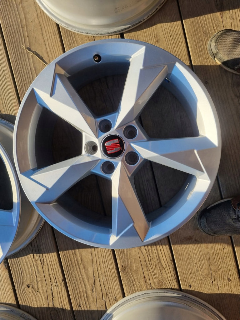 4x Alufelge 19 Zoll 7.0" 5x112 43ET Glanz Silber 83A601025N Audi Super Rim Wheel FEL2736546689yz