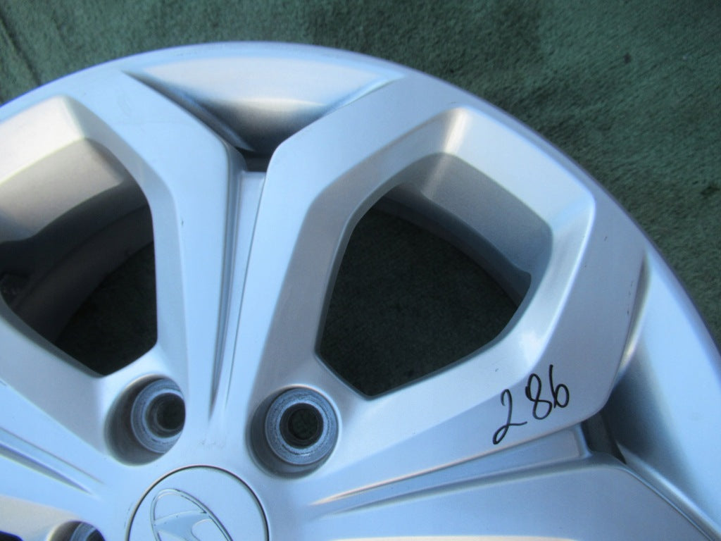 1x Alufelge 17 Zoll 6.5" 5x114.3 54ET Glanz Silber 529101K200 Hyundai Ix20 FEL8890974811us