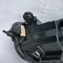 Laden Sie das Bild in den Galerie-Viewer, Frontscheinwerfer VW Polo 2G1941006D Rechts Scheinwerfer Headlight SCH2923672251an