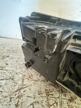 Laden Sie das Bild in den Galerie-Viewer, Frontscheinwerfer Audi E-Tron 89A941035 Links Scheinwerfer Headlight SCH3342890855gu