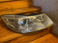 Laden Sie das Bild in den Galerie-Viewer, Frontscheinwerfer Skoda Octavia II 1Z1941016F Rechts Scheinwerfer Headlight SCH5716533464mj