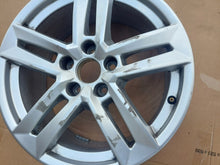 Load image into Gallery viewer, 1x Alufelge 17 Zoll 6.5&quot; 5x112 42ET 8W0601025P Audi A4 B9 Rim Wheel