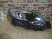 Laden Sie das Bild in den Galerie-Viewer, Frontscheinwerfer Opel Zafira C Rechts Scheinwerfer Headlight