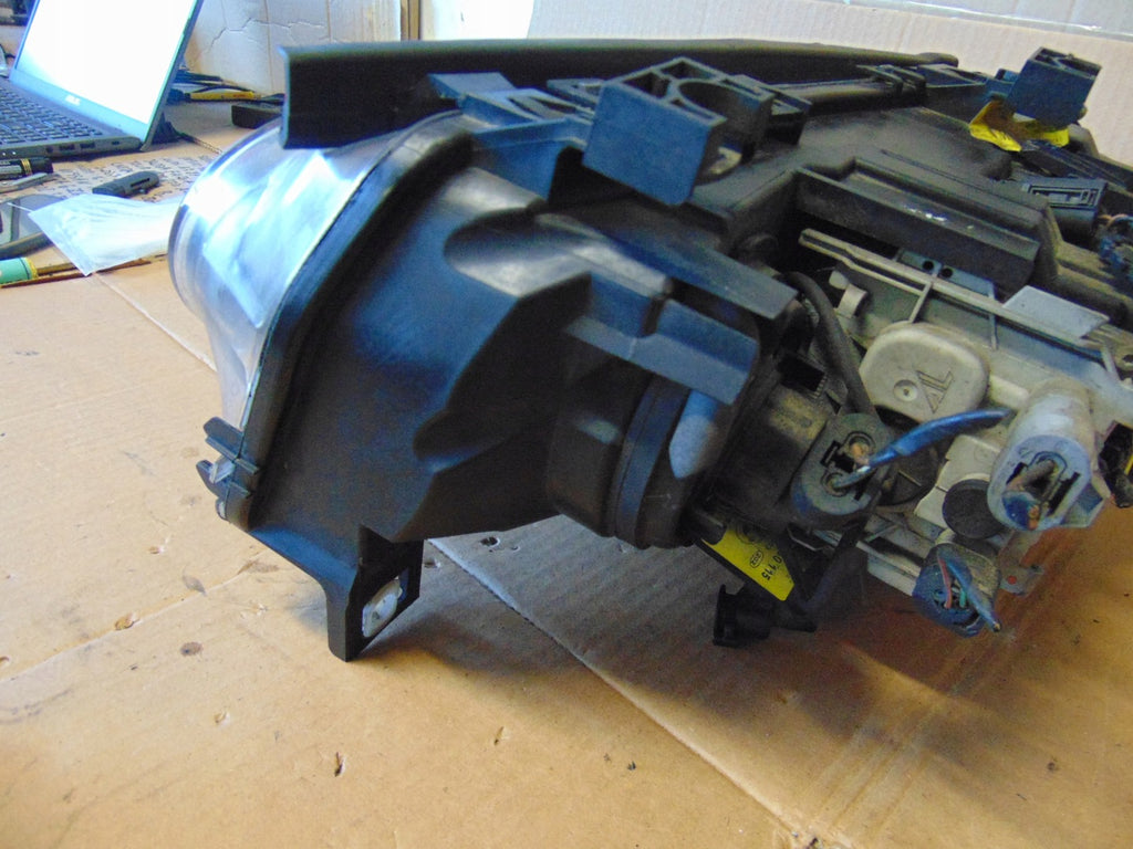 Frontscheinwerfer BMW 3 E46 Compact 0301187272 Xenon Rechts Headlight