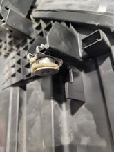 Laden Sie das Bild in den Galerie-Viewer, Frontscheinwerfer BMW 2 F45 7422579-02 LED Links Scheinwerfer Headlight SCH4928036150fg