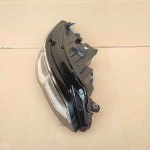 Laden Sie das Bild in den Galerie-Viewer, Frontscheinwerfer VW Golf VIII 5H1941006C LED Rechts Scheinwerfer Headlight