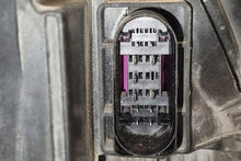 Load image into Gallery viewer, Frontscheinwerfer Audi A4 Avant 8E0941029AS Ein Stück (Rechts oder Links)