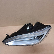 Laden Sie das Bild in den Galerie-Viewer, Frontscheinwerfer Tesla S 105816900C LED Links Scheinwerfer Headlight