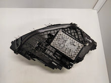 Laden Sie das Bild in den Galerie-Viewer, Frontscheinwerfer Mercedes-Benz W247 A2479064104 A2479064204 Ein Satz Headlight SCH5188471808hr